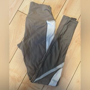 Alo yoga leggings